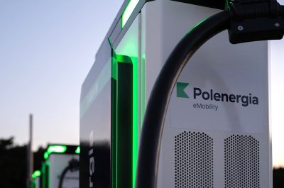 Systemy ładowania Ekoenergetyka-Polska S.A. przy Autostradzie Wielkopolskiej. Źródło: Polenergia eMobility