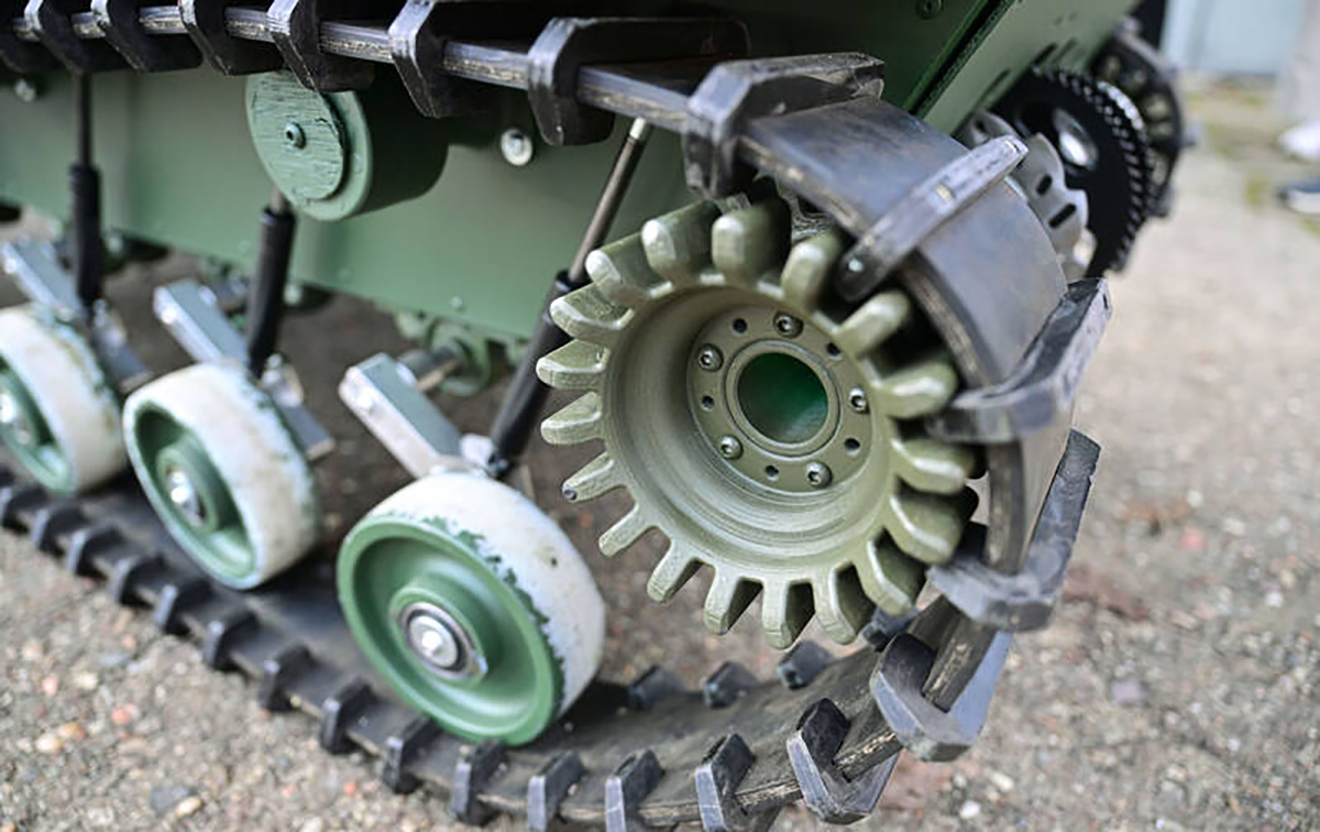 Bufo, wielofunkcyjny bezzałogowy pojazd gąsienicowy. Źródło: PWr