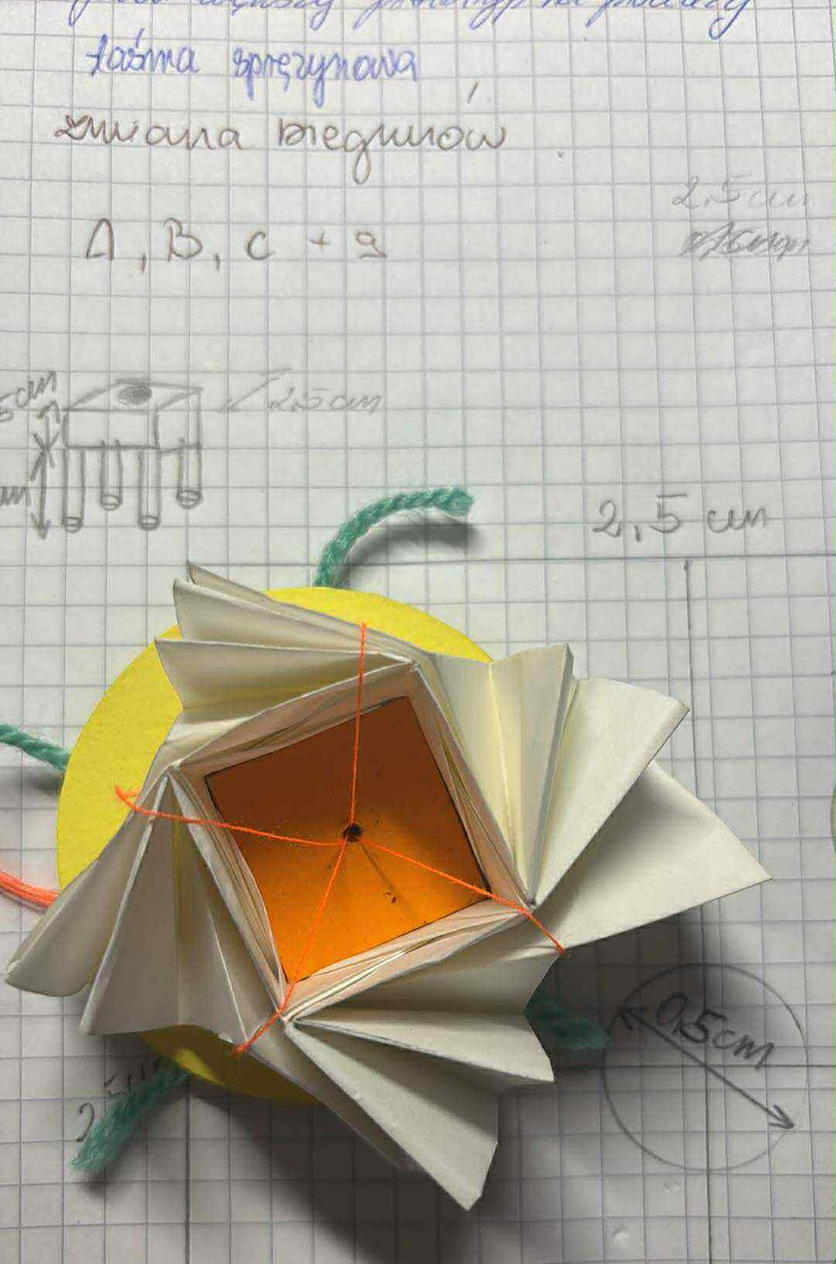 Projekt satelity z żaglem deorbitacyjnym | źródło: Space Agency