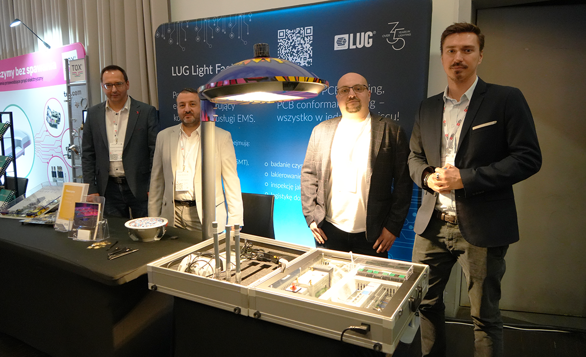 Krzysztof Nowakowski, Adrian Mikołajczak, Paweł Goworszczak i Sebastian Gołębiewski z firmy LUG Light Factory