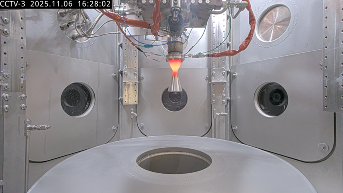 Zdjęcie z testów silnika ILT-200 | źródło: Łukasiewicz - ILOT