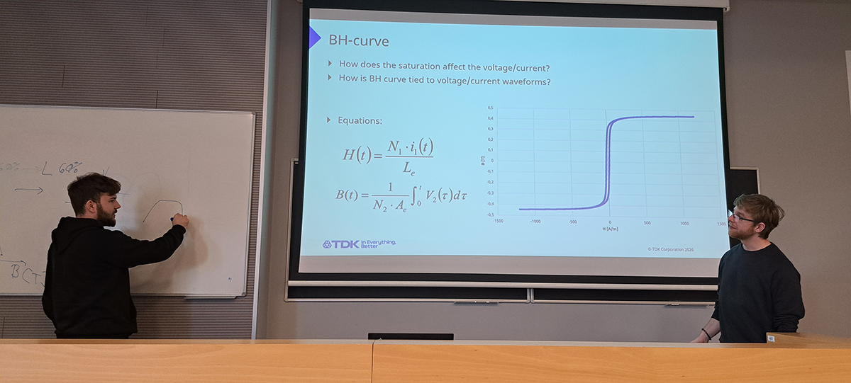 Wykład o ferrytach w Akademii Górniczo-Hutniczej w Krakowie. Fot. Justyna Szwabowska, TDK Polska Sp. z o.o.
