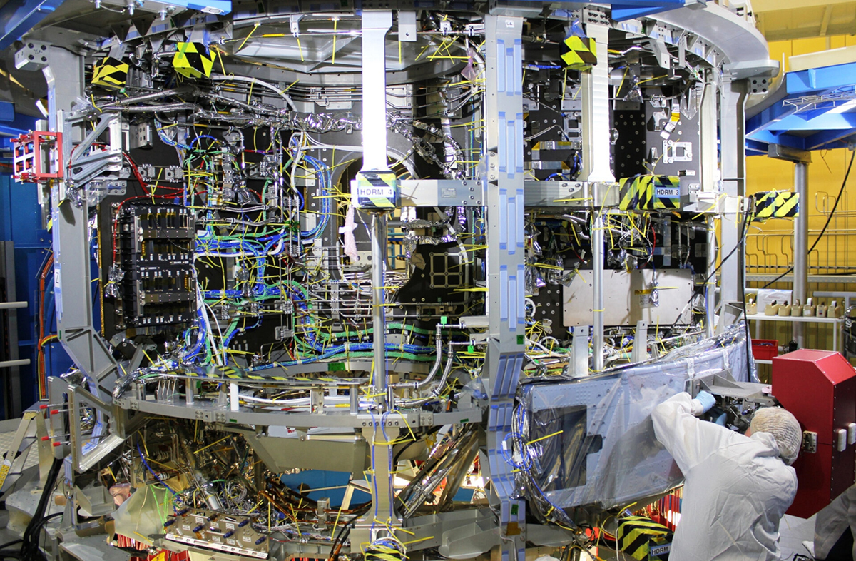 Montaż europejskiego modułu serwisowego nr 2