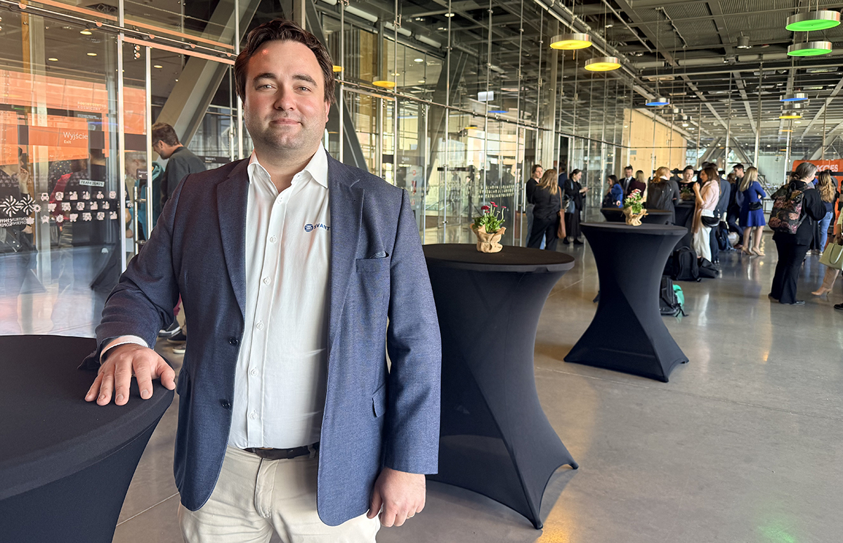 Bartłomiej Barwicz z firmy SVANTEK. Fot. Agnieszka Kubasik