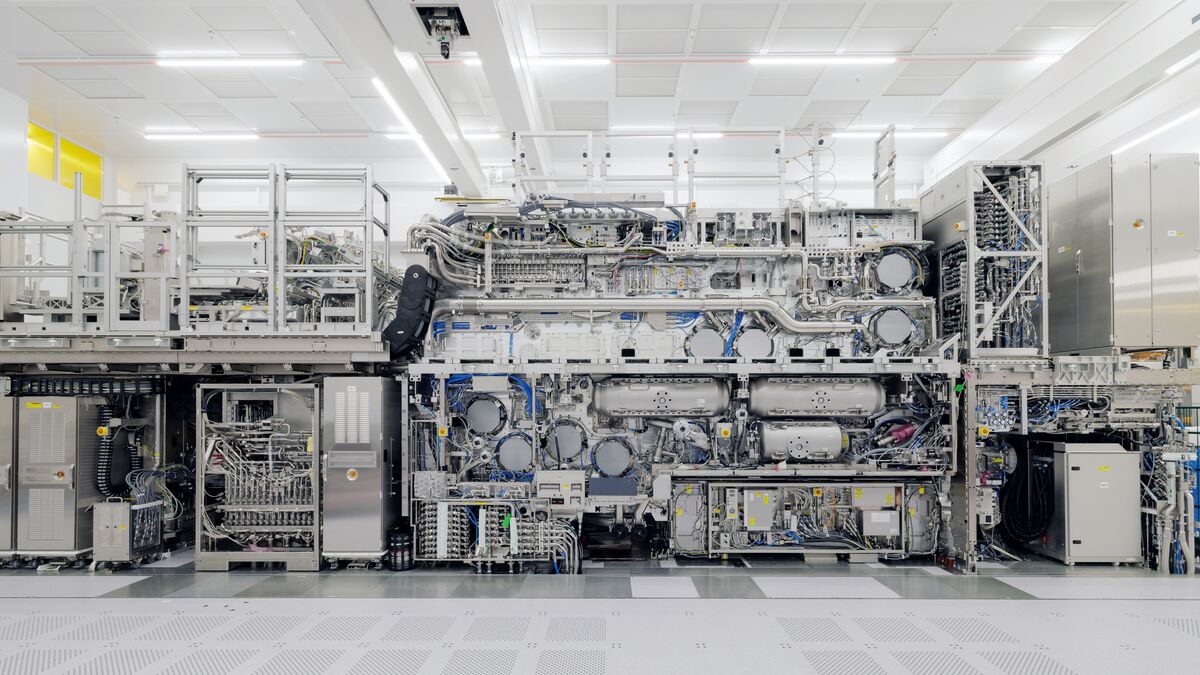 Urządzenie EXE:5000 firmy ASML w laboratorium High NA w Veldhoven | źródło: ASML