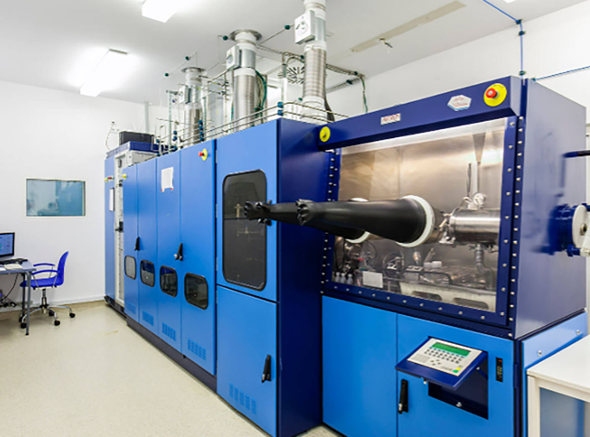 Reaktor MOCVD do wytwarzania detektorów HgCdTe |źródło: Vigo Photonics, materiały dla inwestorów 