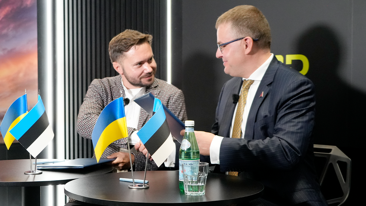 Roman Hapachylo, dyrektor generalny DoD Solution oraz Jaanus Tamm, dyrektor generalny firmy Defsecintel. Fot. Agnieszka Kubasik
