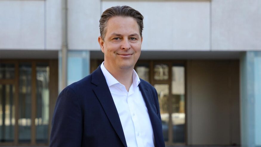 Andreas Weisl, wiceprezes wykonawczy i dyrektor ds. sprzedaży w dziale Przemysł i Infrastruktura firmy Infineon | Źródło: materiały prasowe