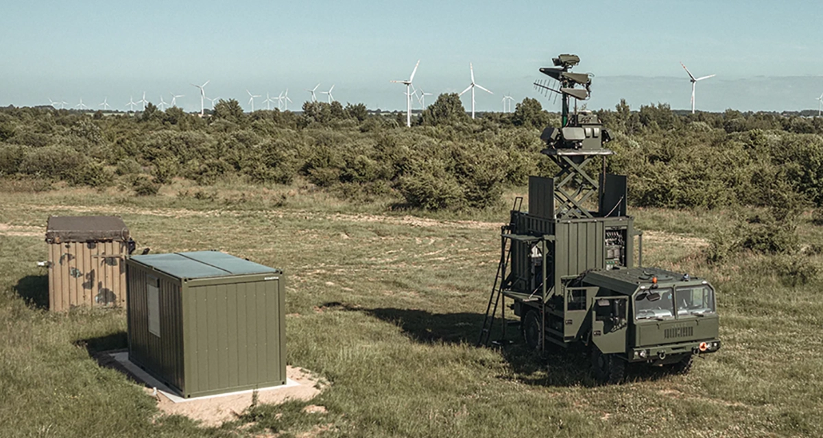 Kontenerowy system antydronowy SKYctrl L | źródło: APS S.A.