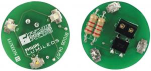 Fot. 2. Widok zmontowanej płytki drukowanej modułu z trzema diodami LXAC-PW30 (Luxeon H) i rezystancyjnym ogranicznikiem prądu (cos?=1)