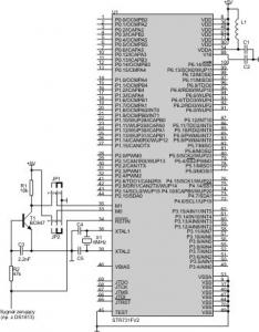 Rys. 7. Schemat elektryczny bazowej 
konfiguracji mikrokontrolera STR73x
