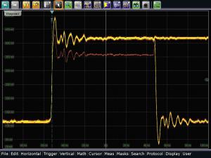 Rys. 3. Wysokie tempo 
akwizycji oznacza, że rzadkie zaburzenia sygnału mogą zostać wykryte wcześniej. Zostały one oznaczone kolorem w trybie pamiętania w celu 
łatwej identyfikacji.