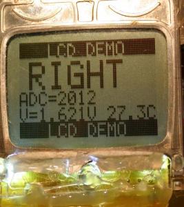 Fot. 2. Widok ekranu LCD po przechyleniu 
pokładowego joysticka w prawo