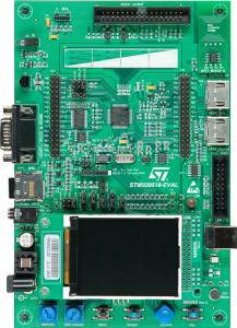 Fot. 5. Wygląd dużego zestawu ewaluacyjnego dla mikrokontrolerów STM32F0: STM320518-EVAL